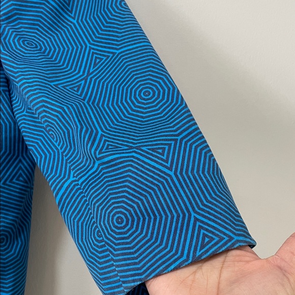 Akris Punto Azure Geometric Sunshade Print Cotton retro style mock neck Jacket - Picture 8 of 17